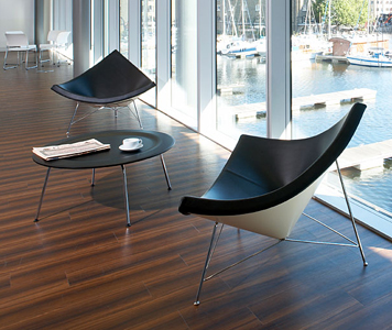Coconut chair with Eames CTM coffee table