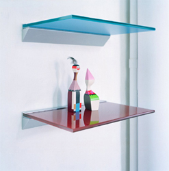 Skyline shelf with lacquered glass